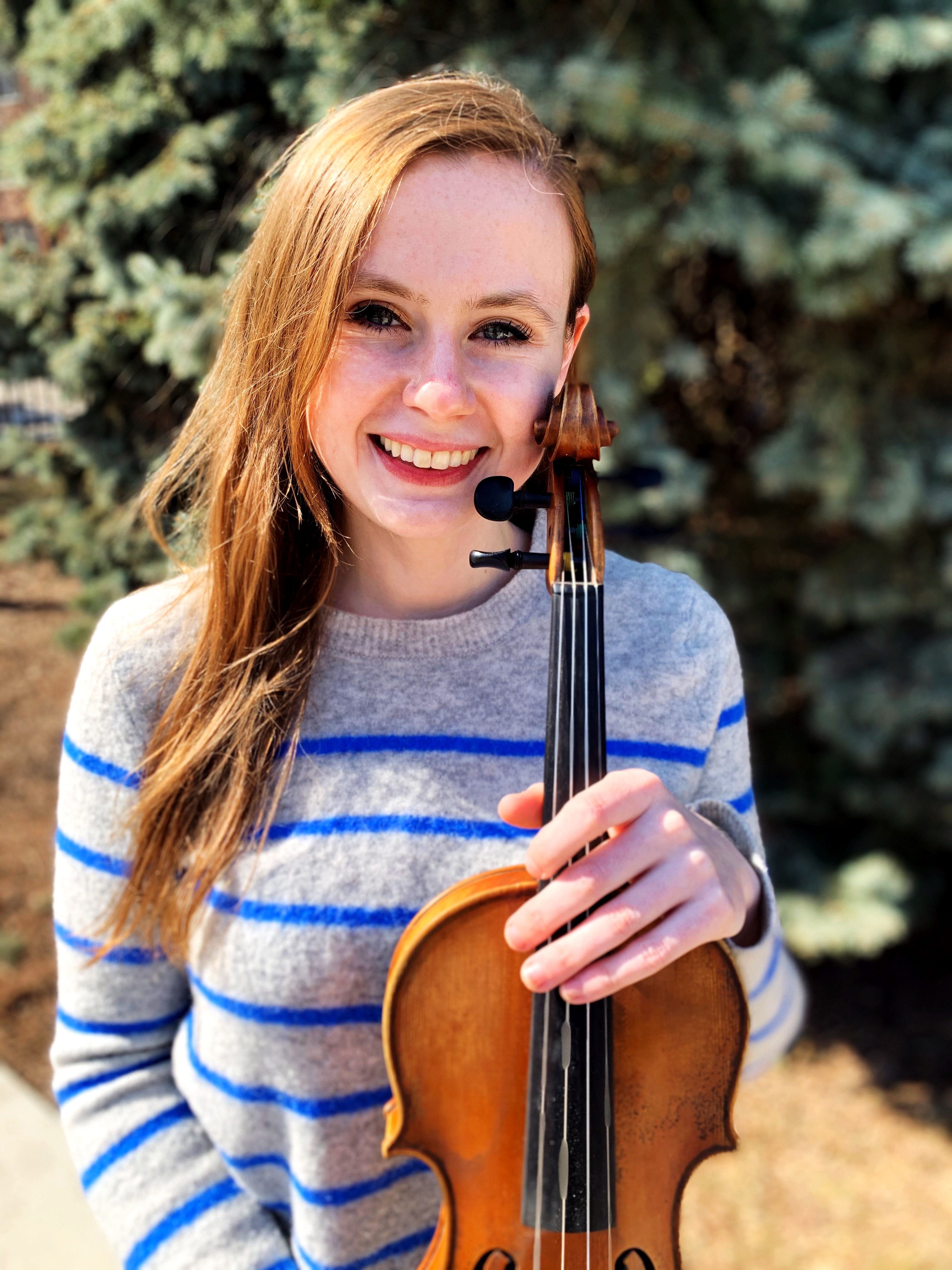 girl with violin